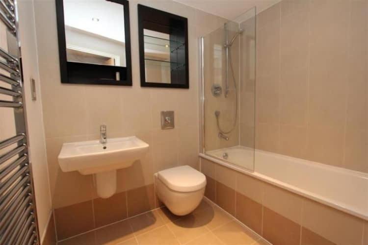 Ferienwohnung Deluxe Leeds City Centre Apt With Free Parking No Balcony Exterior foto